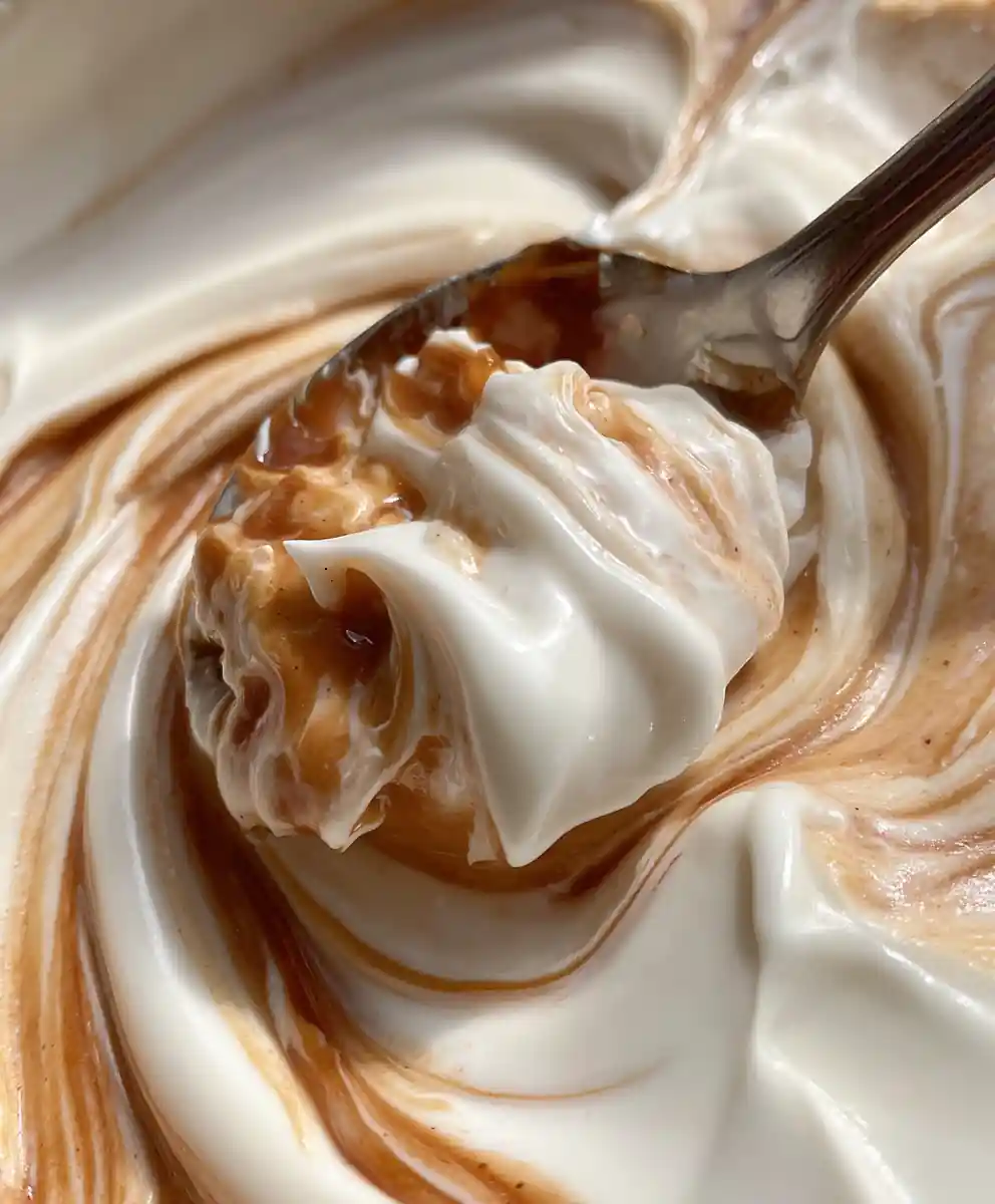 Cinnamon Bun Icing Recipe Thick White Drizzle 7 cinnamon bun icing recipe Thick White Drizzle