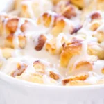 Cinnamon Roll Peach Cobbler