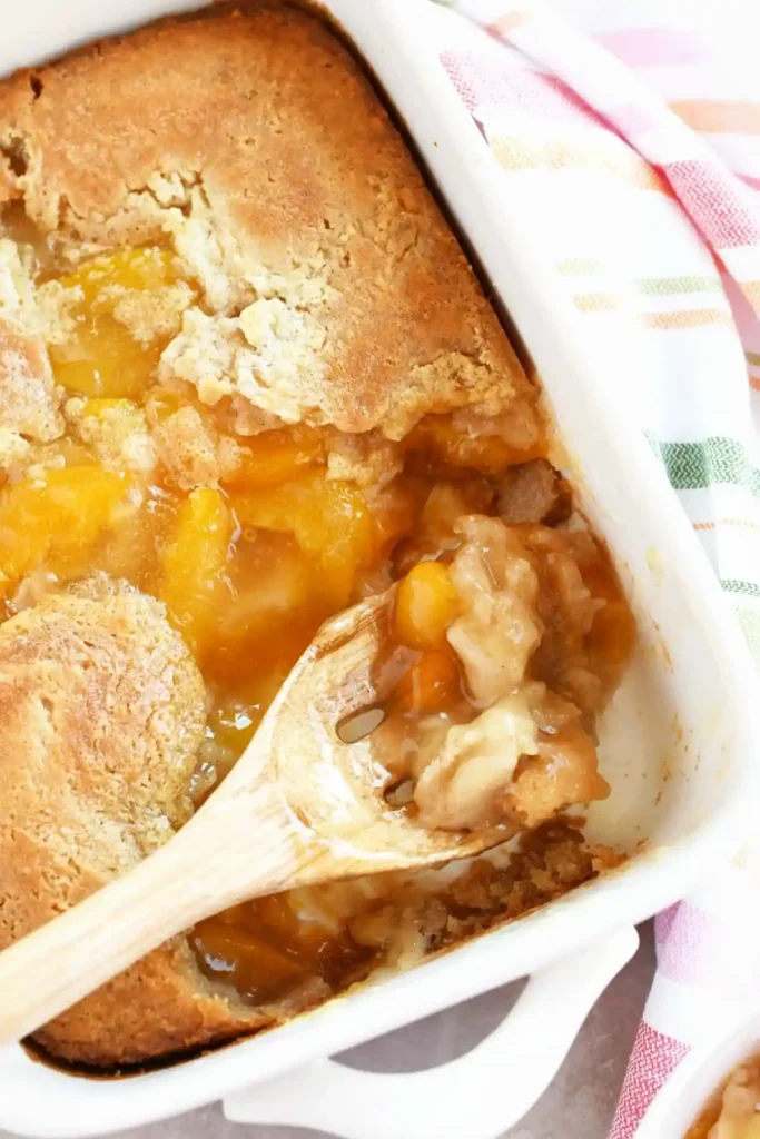 Simple Peach Cobbler with Canned Filling
