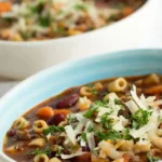 Slow Cooker Pasta e Fagioli Soup