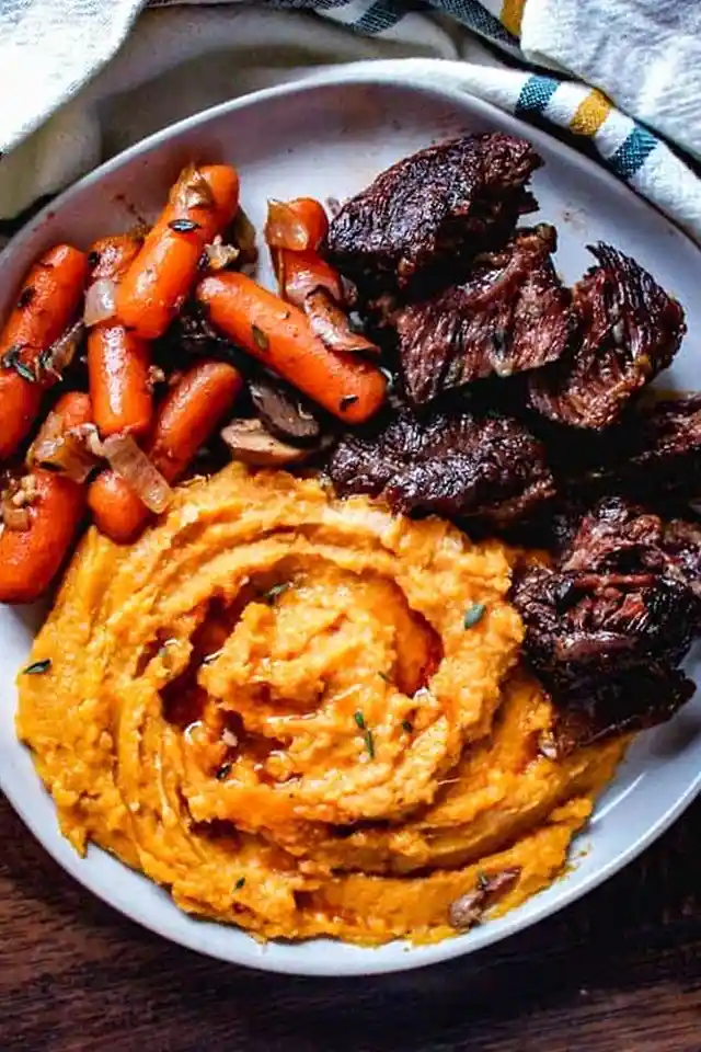 Tender Slow Cooker Beef Short Ribs