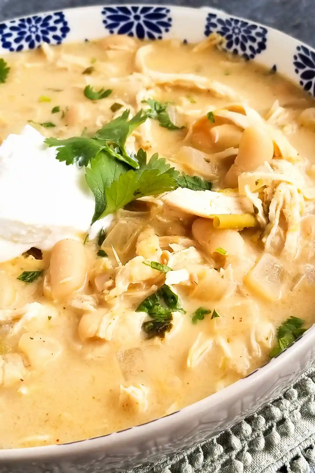 Crockpot Creamy White Chicken Chili