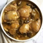 Slow Cooker Smothered Chicken Thighs