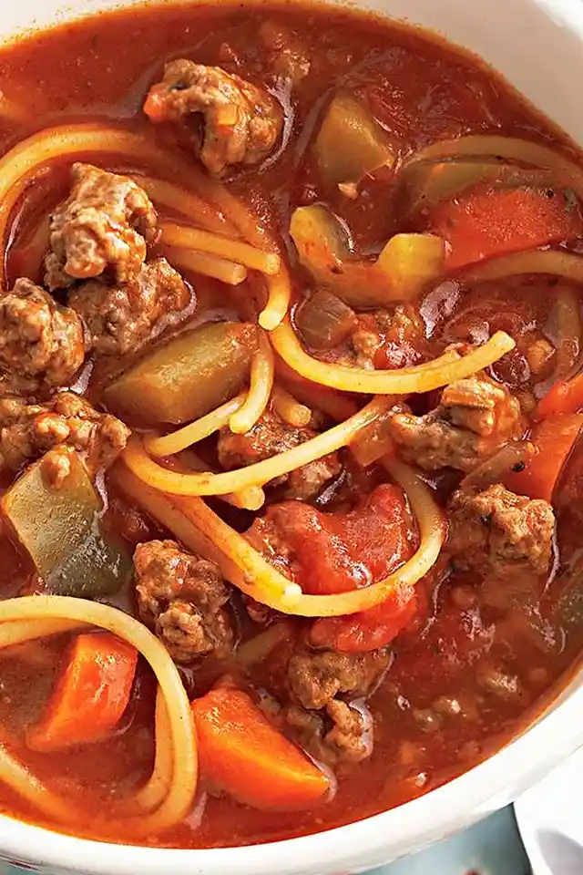 Slow-Cooker Hearty Spaghetti-Style Beef Soup